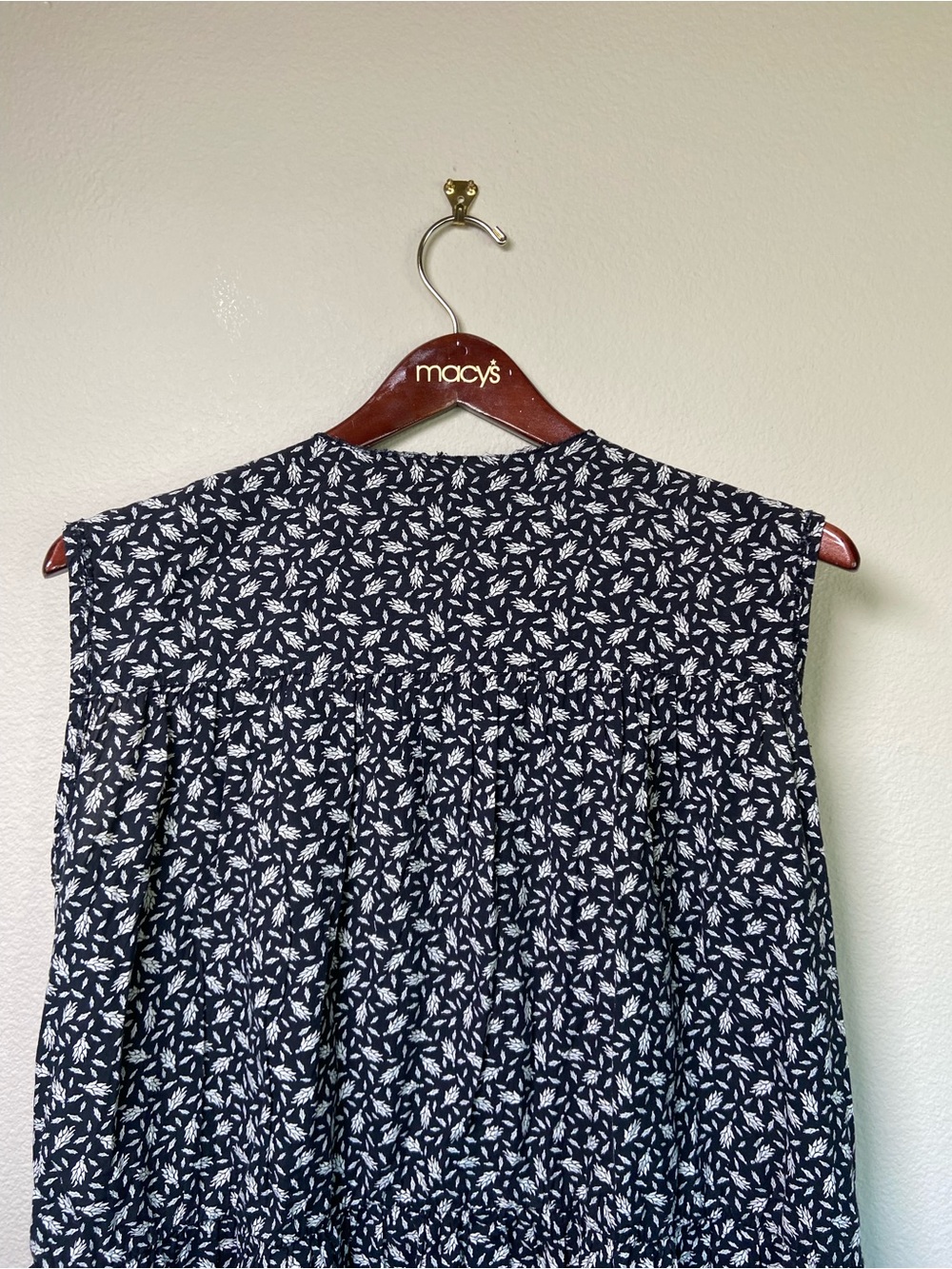 Esby Apparel Sleeveless Mini Dress - Picture 5 of 9